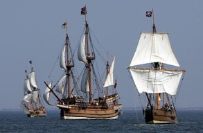 susan-constant-discovery-goodspeed-replicas-on-the-chesapeake