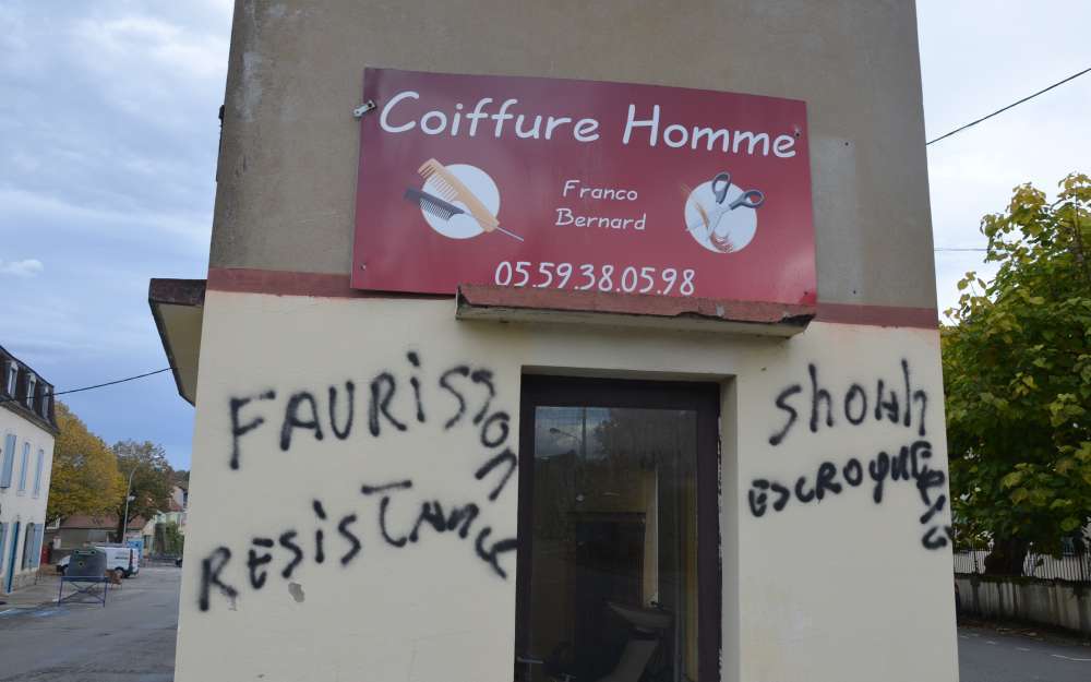 place-du-temple-a-salies[1]